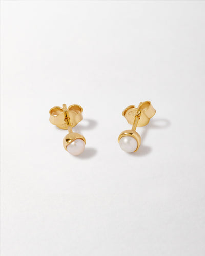 Pearl Stud Earring
