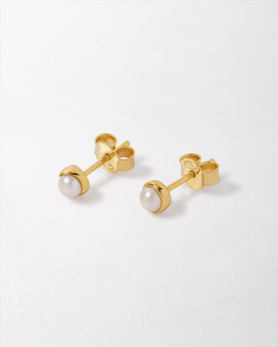 Pearl Stud Earring