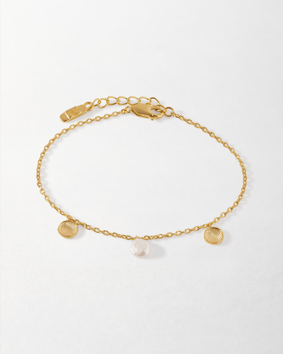 Coastal Shell and Pearl Bracelet